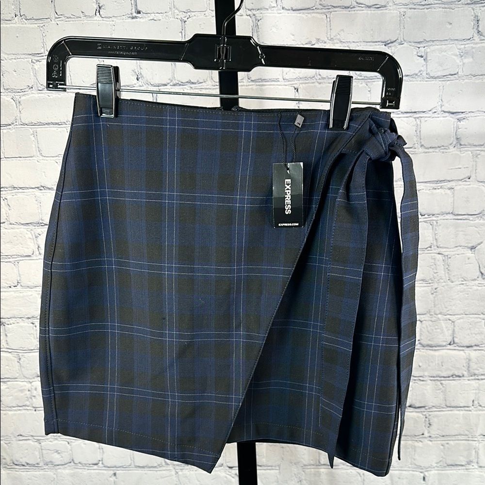 💙 Express Plaid Wrap Mini Skirt Size 00 NWT